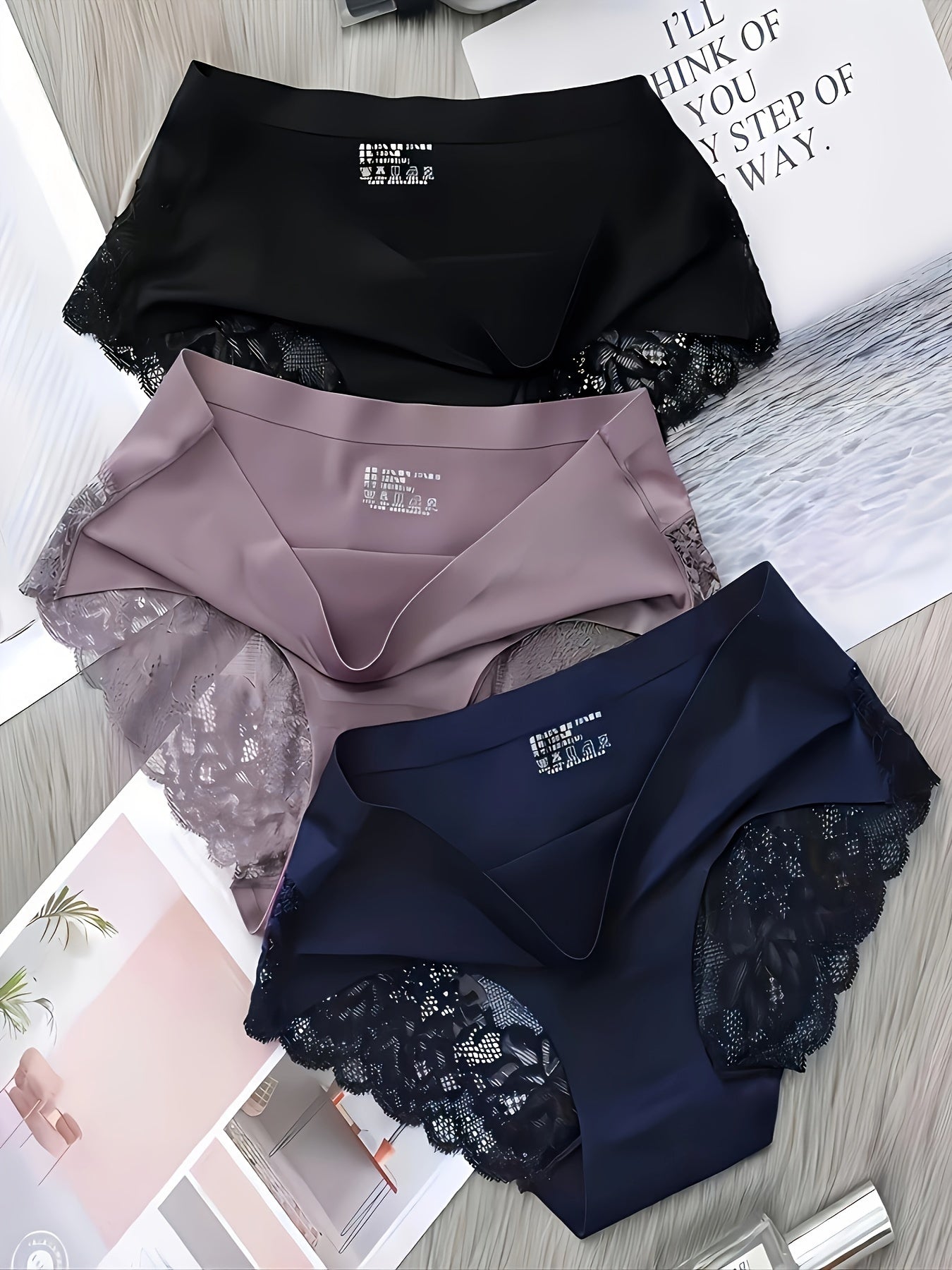 (3 Pack) Sexy European and American Pearlescent Fabric Lace Sexy Hip Lifting Underwear Ice Silk Mid Waist Traceless Ultra thin Large Size Breathable Girls' Triangle Underwear