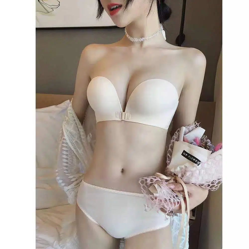 Women Underwear Wireless Sticky Bra Sexy Backless Seamless Invisible Bras Front Closure Strapless Push Up Sticky Silicone Bra